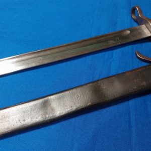 world-war-two-japanese-training-bayonet-type-97-with-matching-scabbard-100-correct-early-quillion