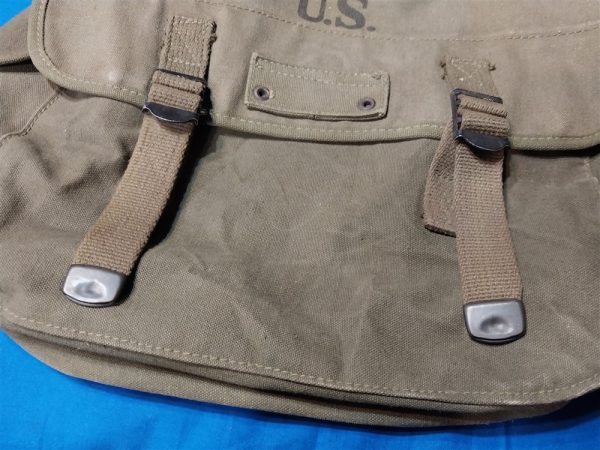 m-1936-haversack-officers-musette-bag-field-world-war-two-with-strap-1945-45-dated-excellent-condiiton