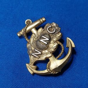 world-war-two-navy-nurses-corps-collar-and-cap-insignia-made-by-vanguard-wwii-pin-back