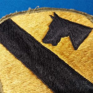 1st-cavalry-patch-world-war-two-japanese-occupation-made-with-the-loose -weave-construction-green-border