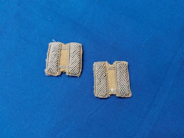 world-war-two-wac-womans-0army-corps-captain-insignia-set-bullion-on-white-tan-wool