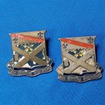 world-war-two-insignia-18th-infantry-regiment-matched-set-screw-back-early-1st-division