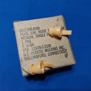 vietnam-war-army-ear-plug-set-with-case-from-original-1969-dated-boxed-for-combat-troops-in-the-field-unissued-condition