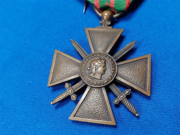 world-war-one-croix-de-guerre-medal-for-soldiers-american-and-french-dated-1918-2-star