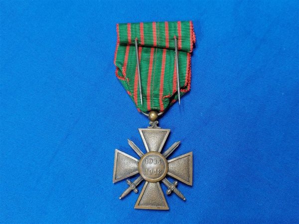 world-war-one-croix-de-guerre-medal-for-soldiers-american-and-french-dated-1918-2-star