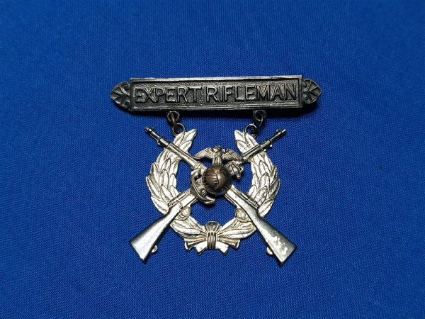 world-war-two-early-p1912-37-type expert-shooting-badge-sterling-with-added-ega-eagle-globe-anchor