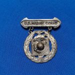 world-war-two-usmc-marine-qualification-badge-with-added-e-g-a-ega-to-the-front-p37