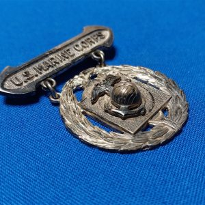 world-war-two-usmc-marine-qualification-badge-with-added-e-g-a-ega-to-the-front-p37