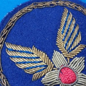 world-war-two-air-corps-ac-patch-theater-made-in-italy-bullion-wings-and-details-on-purple-felt-material