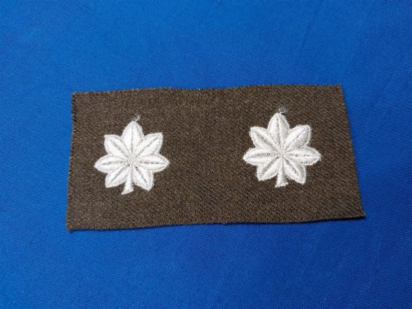 world-war-two-rank-insignia-for-lieutenant-colonel-army-wwii-emb-embroidered-in-white-on-olive-drab-wool-lt