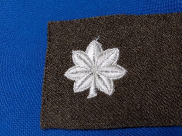 world-war-two-rank-insignia-for-lieutenant-colonel-army-wwii-emb-embroidered-in-white-on-olive-drab-wool-lt