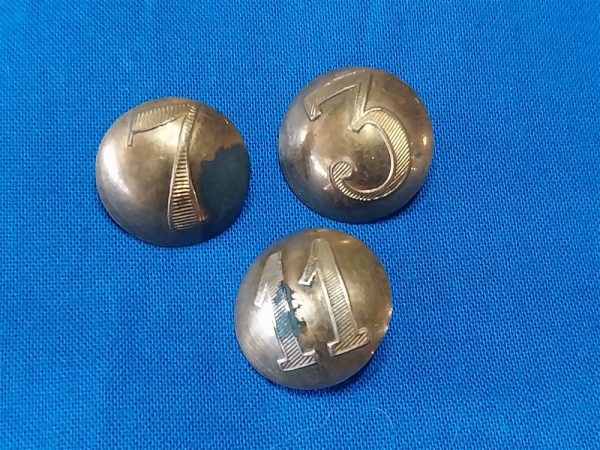 world-war-one-german-buttons-for-shoulder-boards-with-numbers-for-company-copper-dress-type-set-of-3