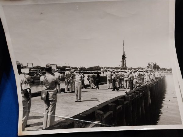 vietnam-war-era-submarine-grouping-uss-perch-commander-naval-cadet-uniform-personal-items-and-research