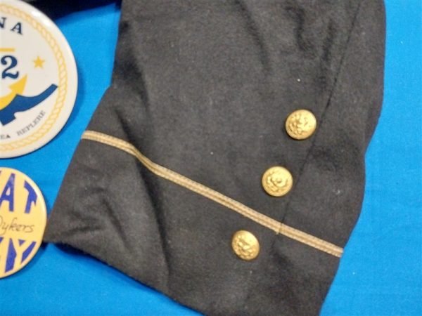 vietnam-war-era-submarine-grouping-uss-perch-commander-naval-cadet-uniform-personal-items-and-research