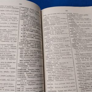 world-war-two-military-dictionary-for-translation-ofenglish-to-french-and-reverse-812-pages-excellent-condition