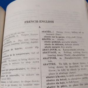 world-war-two-military-dictionary-for-translation-ofenglish-to-french-and-reverse-812-pages-excellent-condition