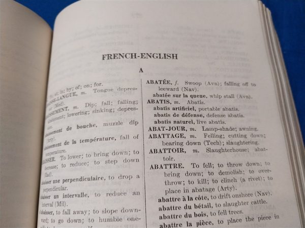 world-war-two-military-dictionary-for-translation-ofenglish-to-french-and-reverse-812-pages-excellent-condition