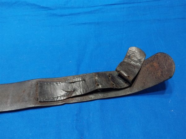 german-world-war-one-field-waist-belt-dark-brown-to-black-used-excellent-leather-no-markings-or-date-typical-pattern-hook-plate