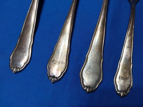 world-war-two-german-unit-marked-utensil-set-for-officers-mess-hall-to-a-jager-regiment-3-excellent-condition