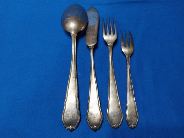 world-war-two-german-unit-marked-utensil-set-for-officers-mess-hall-to-a-jager-regiment-3-excellent-condition