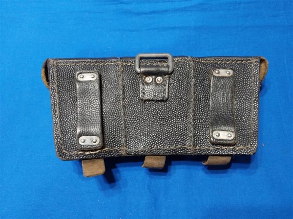 world-war-two-german-infantry-k-98-ammunition-leather-pouch-maker-codes-back-excellent-condition