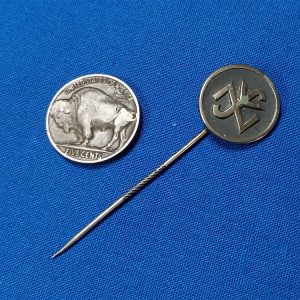 german-world-war-two-stick-pin-for-social-welfare-organization-to-help-feed-with-the-people-and-help-donate-member