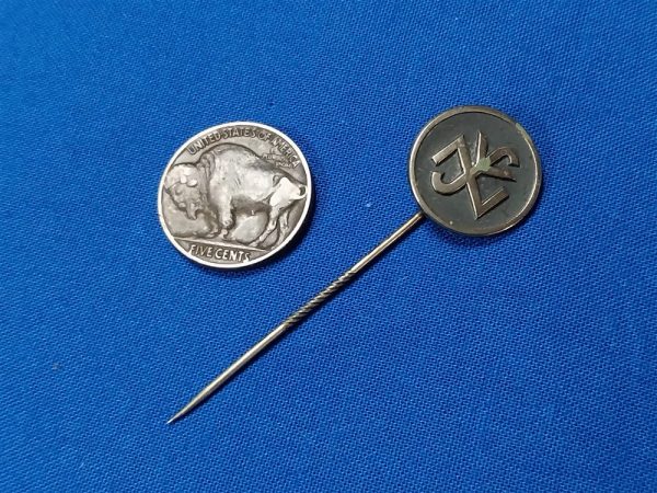 german-world-war-two-stick-pin-for-social-welfare-organization-to-help-feed-with-the-people-and-help-donate-member