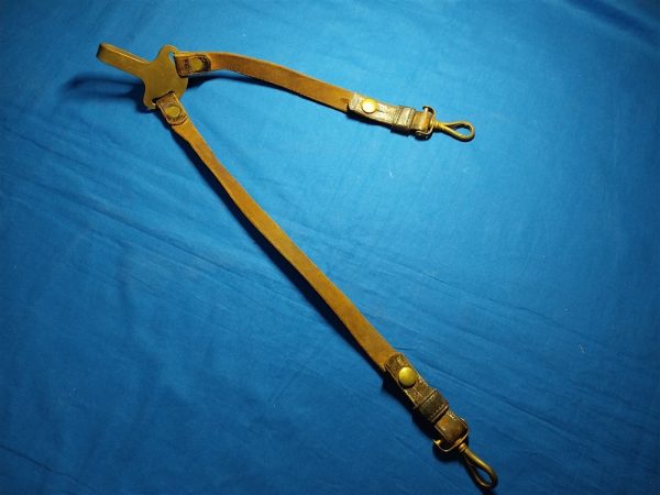 early-leather-and-brass-sword-hangers-rock-island-marked-undated-early-pattern