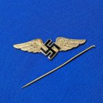 world-war-two-german-civil-air-force-pin-stick-luftwaffe-radio-operator-silver-wings-with-swastika-center