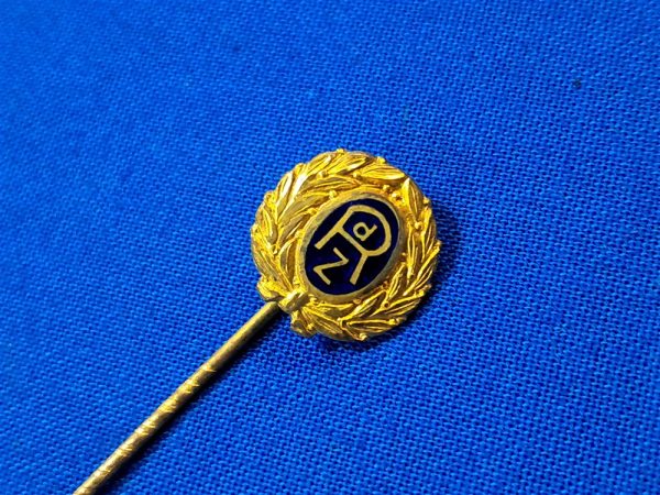 world-war-two-german-union-of-civil-engineers-golden-honor-badge-stick-pin-maker-marked