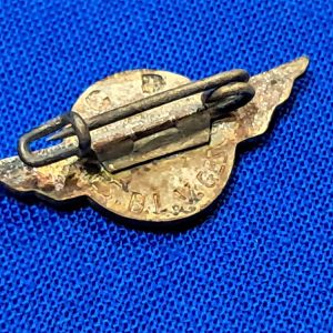 world-war-two-german-d-l-v-membership-pin-small-with-great-enamel-insignia-maker-marked-on-back