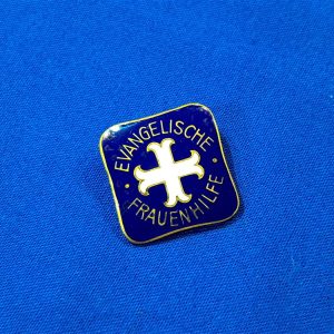 world-war-two-3rd-reich-evangelical-female-workers-helper-pin-for-service-evangel-enamel-cross