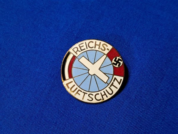 german-world-war-two-air-spotters-badge-1st-pattern-maker-marked-excellent-enamel-plane-civilian-member