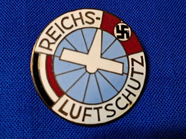 german-world-war-two-air-spotters-badge-2nd-pattern-numbered-excellent-enamel-plane-civilian-member