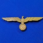 world-war-two-german-naval-officers-metal-gold-eagle-for-breast-original-pin-back-with-hook