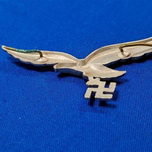 world-waar-two-luftwaffe-visor-cap-eagle-by-assmann-with-1938-date-code-on-back-aluminum-constructed