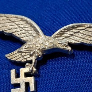 world-waar-two-luftwaffe-visor-cap-eagle-by-assmann-with-1938-date-code-on-back-aluminum-constructed