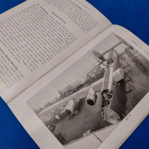 world-war-two-manual-naval-aviation-on-mock-up-aircraft-for-the-shaping-of-airplane-instructions-photos