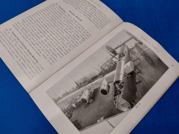 world-war-two-manual-naval-aviation-on-mock-up-aircraft-for-the-shaping-of-airplane-instructions-photos