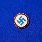 world-war-two-dutch-neatherlands-party-sympathizer-pin-with-blue-swastika-r-z-m