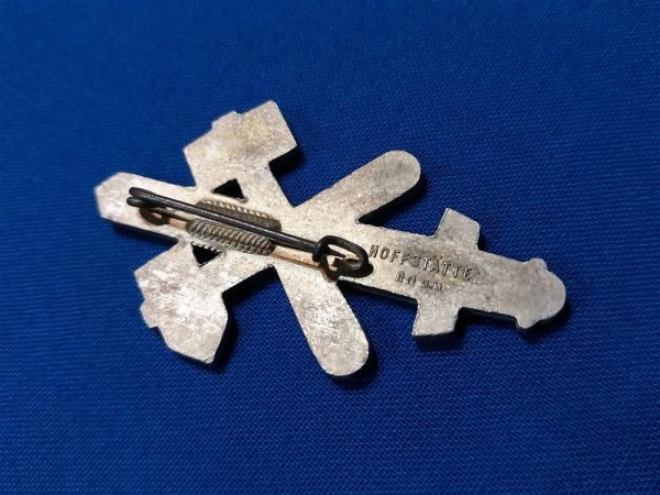 world-war-two-german-party-socialist-tinnie-pin-1935-dated-gau-essen-10-year-anniversary-sword