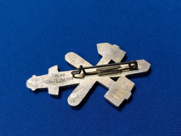 world-war-two-german-party-socialist-tinnie-pin-1935-dated-gau-essen-10-year-anniversary-sword