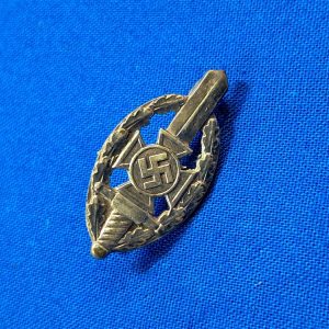 world-war-two-german-n-s-k-o-v-member-badge-in-with-original-pin-and-maker-marked-silver