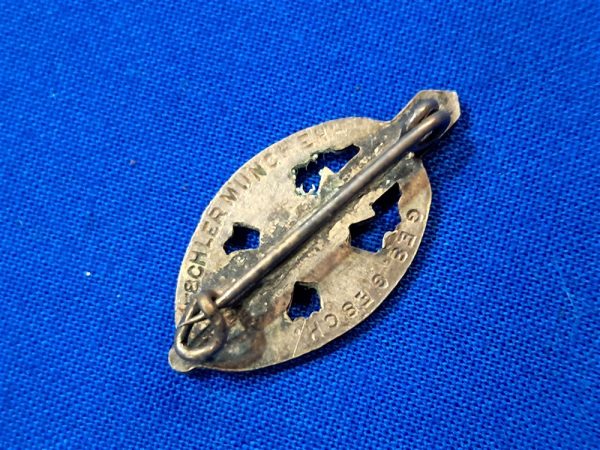 world-war-two-german-n-s-k-o-v-member-badge-in-with-original-pin-and-maker-marked-silver