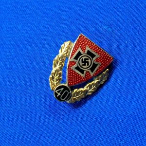 world-war-two-n-s-r-b-k-membership-40-year-member-badge-pin-with-wreath-veterans-group-german-world-war-one