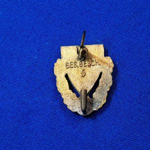 world-war-two-n-s-r-b-k-membership-40-year-member-badge-pin-with-wreath-veterans-group-german-world-war-one