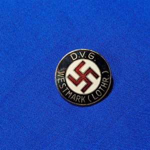 german-world-war-two-n-s-d-a-p-party-pin-d-v-g-france-westmark-original-pin-redo-made