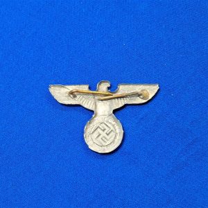 world-war-two-german-riechspost-cap-eagle-in-zinc-no-maker-mark-original-prongs-finish-silver-gone