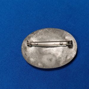 german-world-war-two-rad-womans-broach-mambership-pin-made-of-zinc-oval-shap-with-original-pin