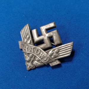 german-world-war-two-rad-womans-youth-pin-membership-finish-is-at-loss-original-condition